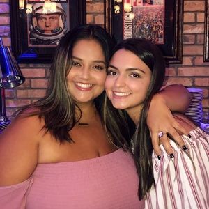 Meet your Posher, Julia